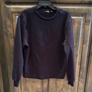 Like new Murano Liquid Luxury Slim Fit Black Sweatshirt Sweater $110